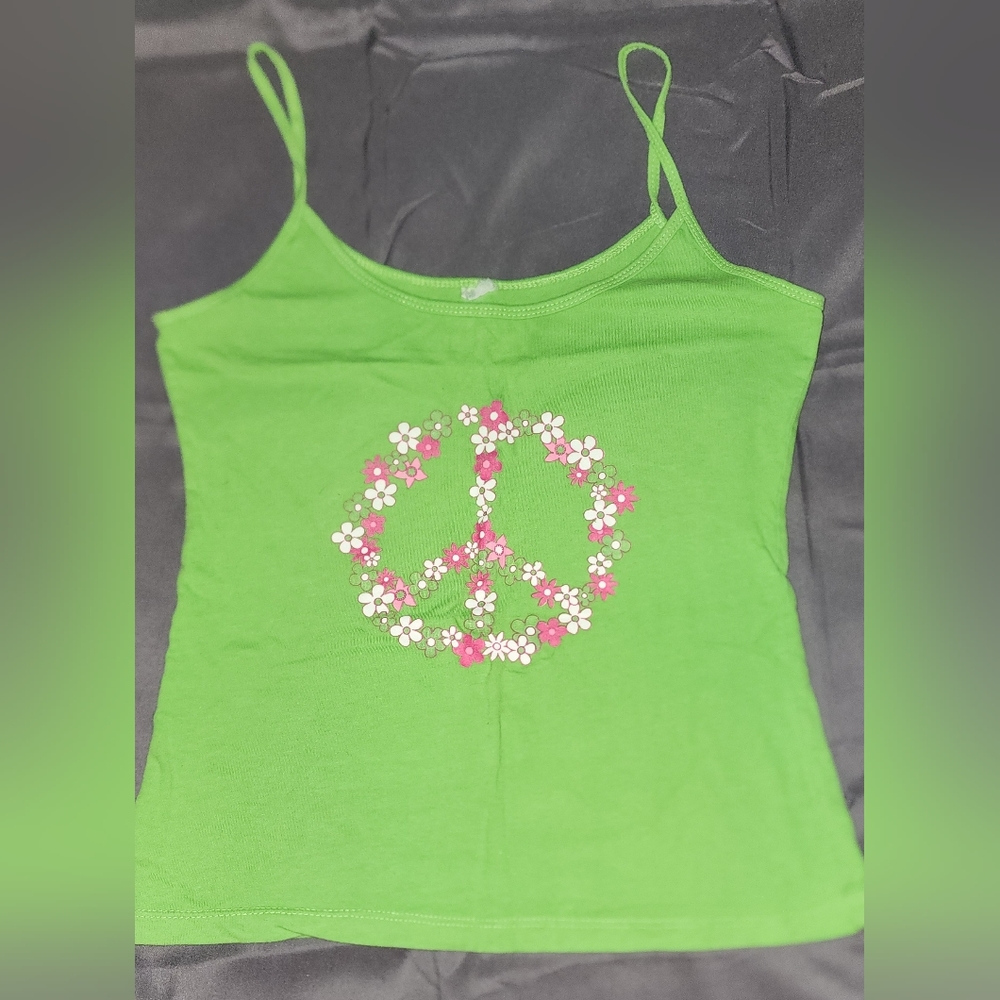 Green floral peace sign Womens came crop top
